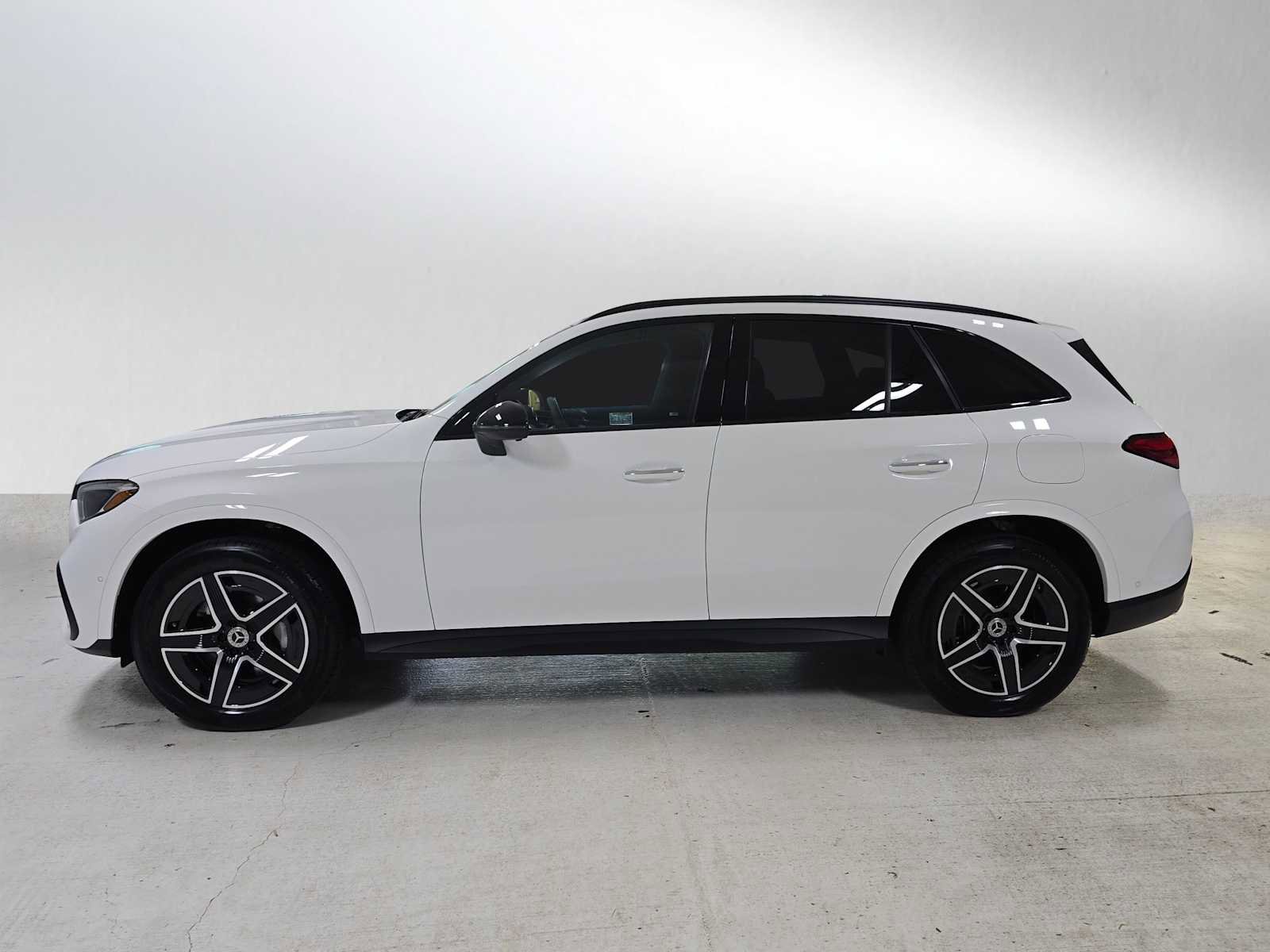 Certified 2026 Mercedes-Benz GLC 350e 4MATIC image 6