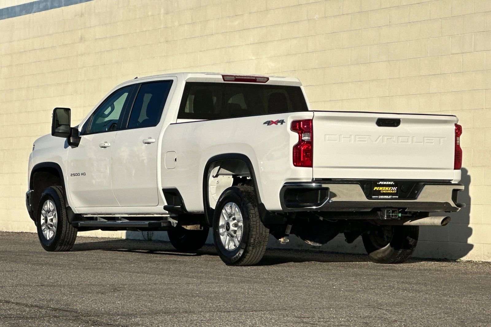 Used 2024 Chevrolet Silverado 2500 LT image 6
