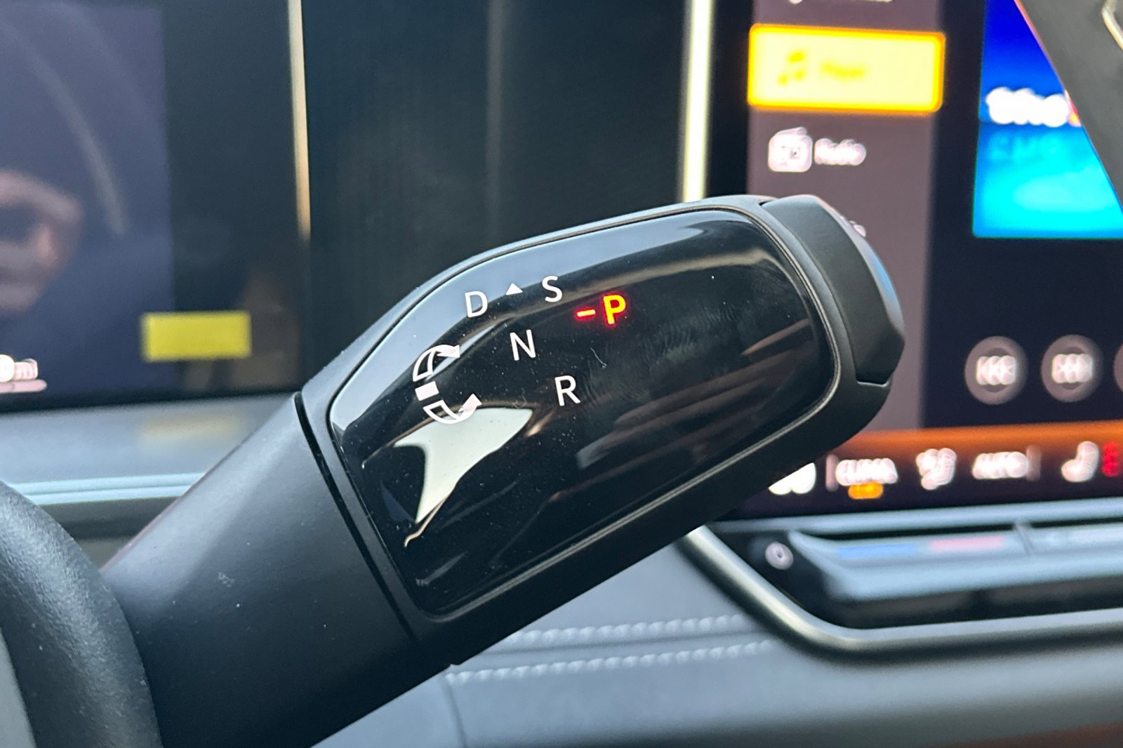 New 2026 Volkswagen Tiguan SE image 21