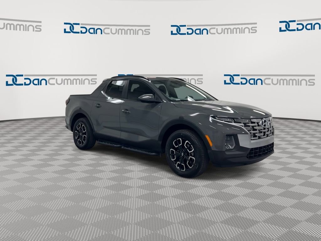 Used 2022 Hyundai Santa Cruz SEL Premium image 2