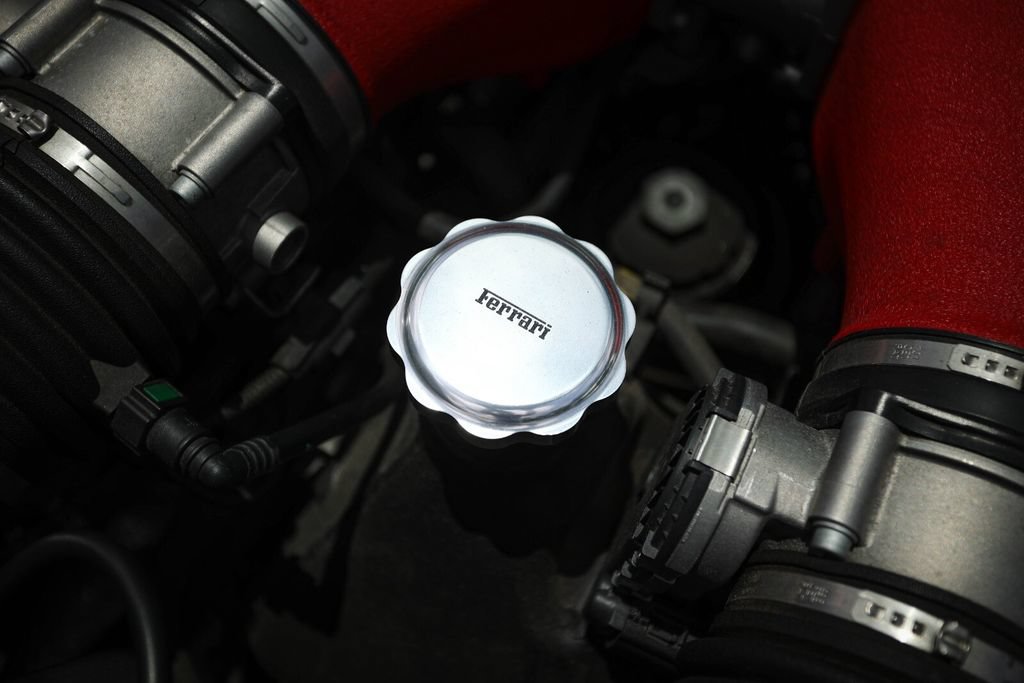 Certified 2011 Ferrari 458 Italia Coupe RWD image 23