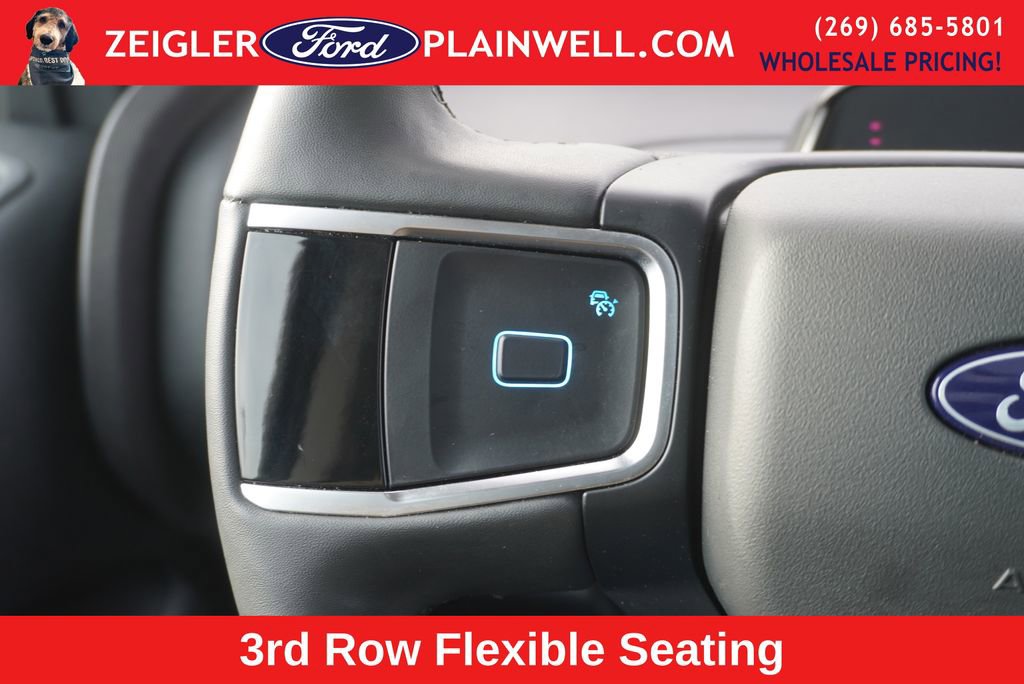 Used 2025 Ford Expedition Active image 31