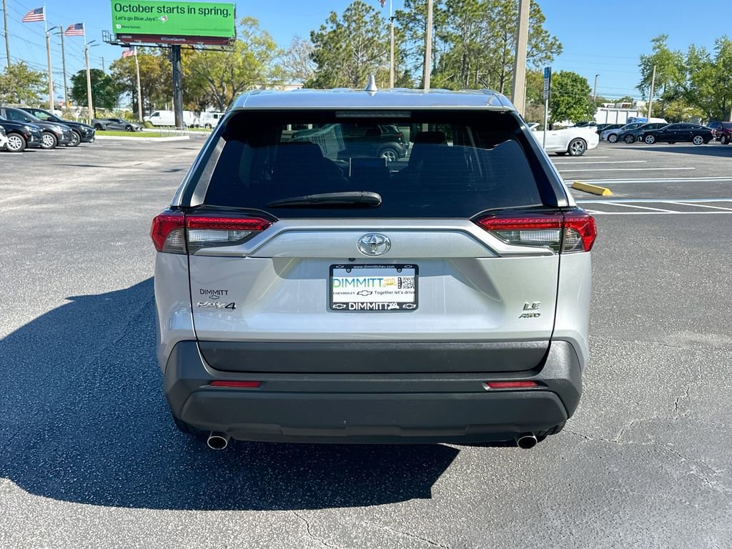 Used 2024 Toyota RAV4 LE image 7