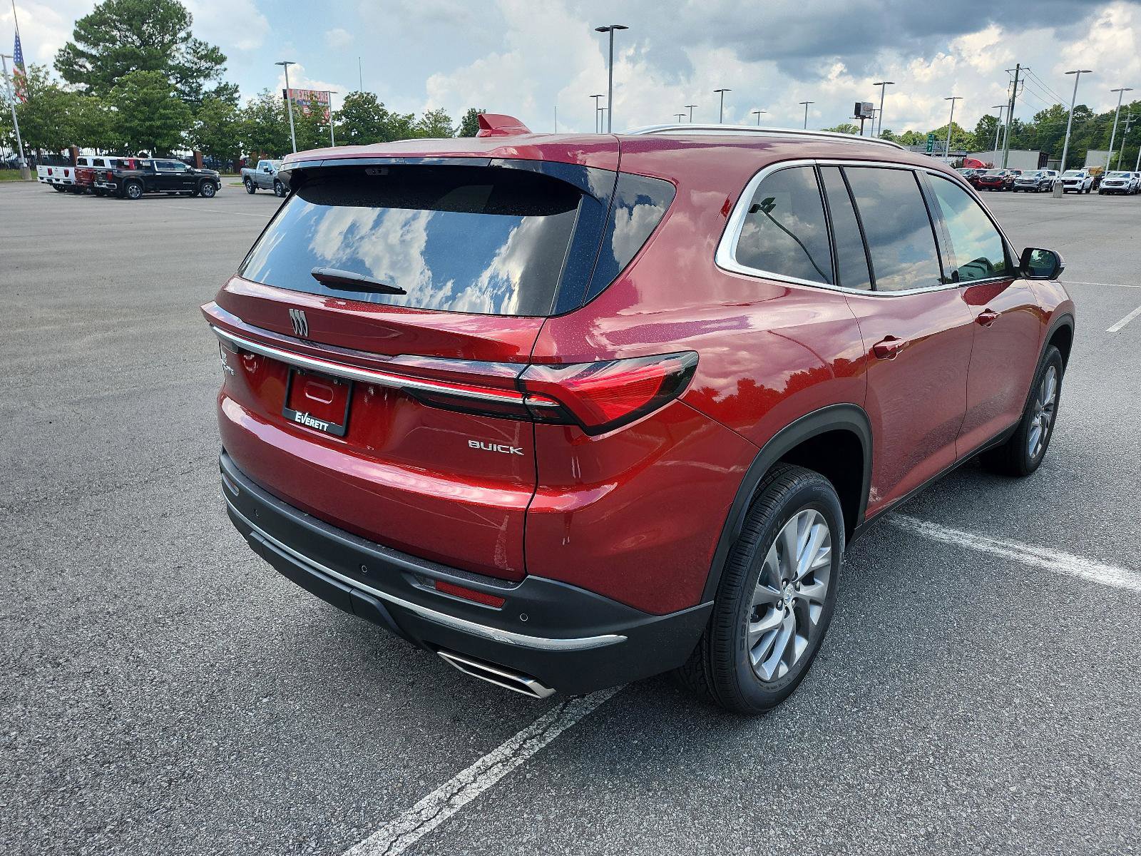 New 2026 Buick Enclave Preferred w/ Power Package image 3