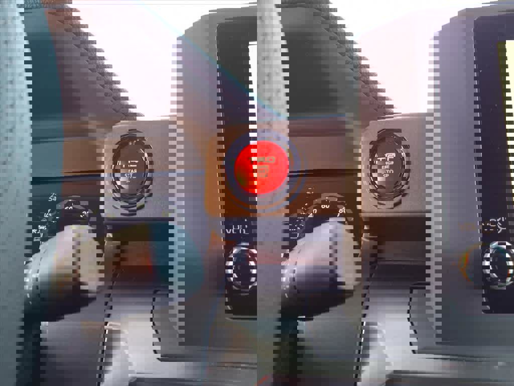 Used 2025 Toyota Tacoma TRD Sport image 15