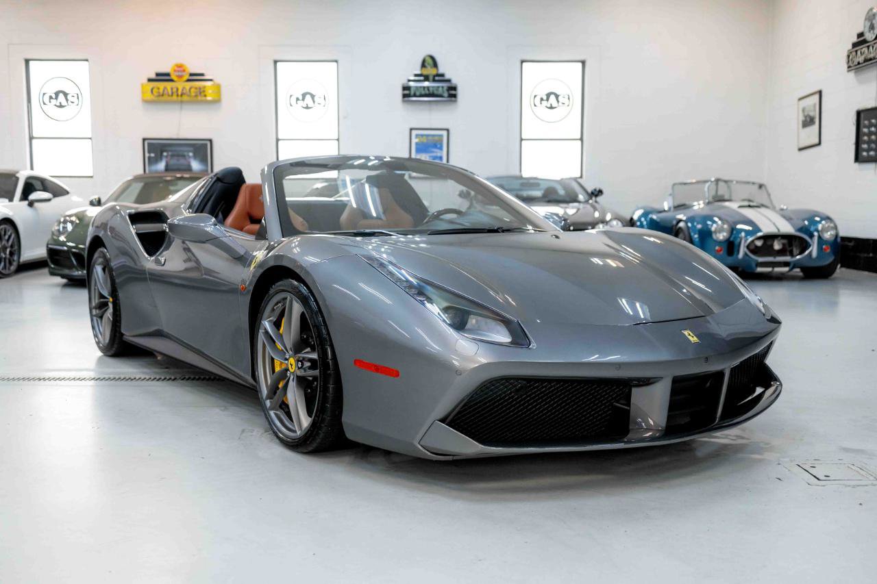 Used 2018 Ferrari 488 Spider image 6