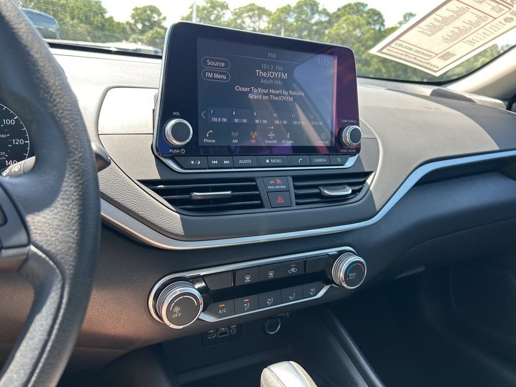 Certified 2025 Nissan Altima 2.5 S FWD image 31
