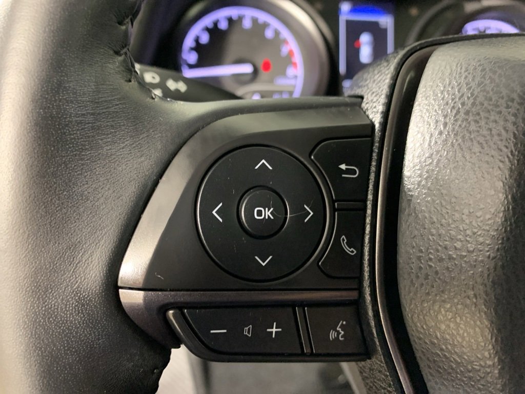 Used 2022 Toyota Camry SE image 20