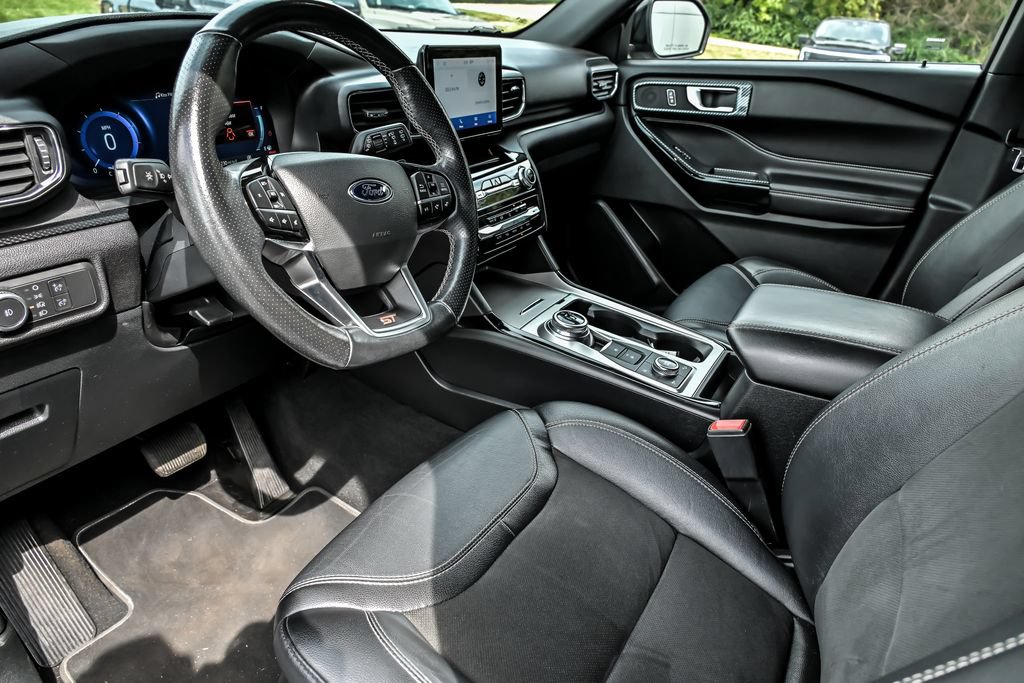 Used 2022 Ford Explorer ST AWD/4WD image 11