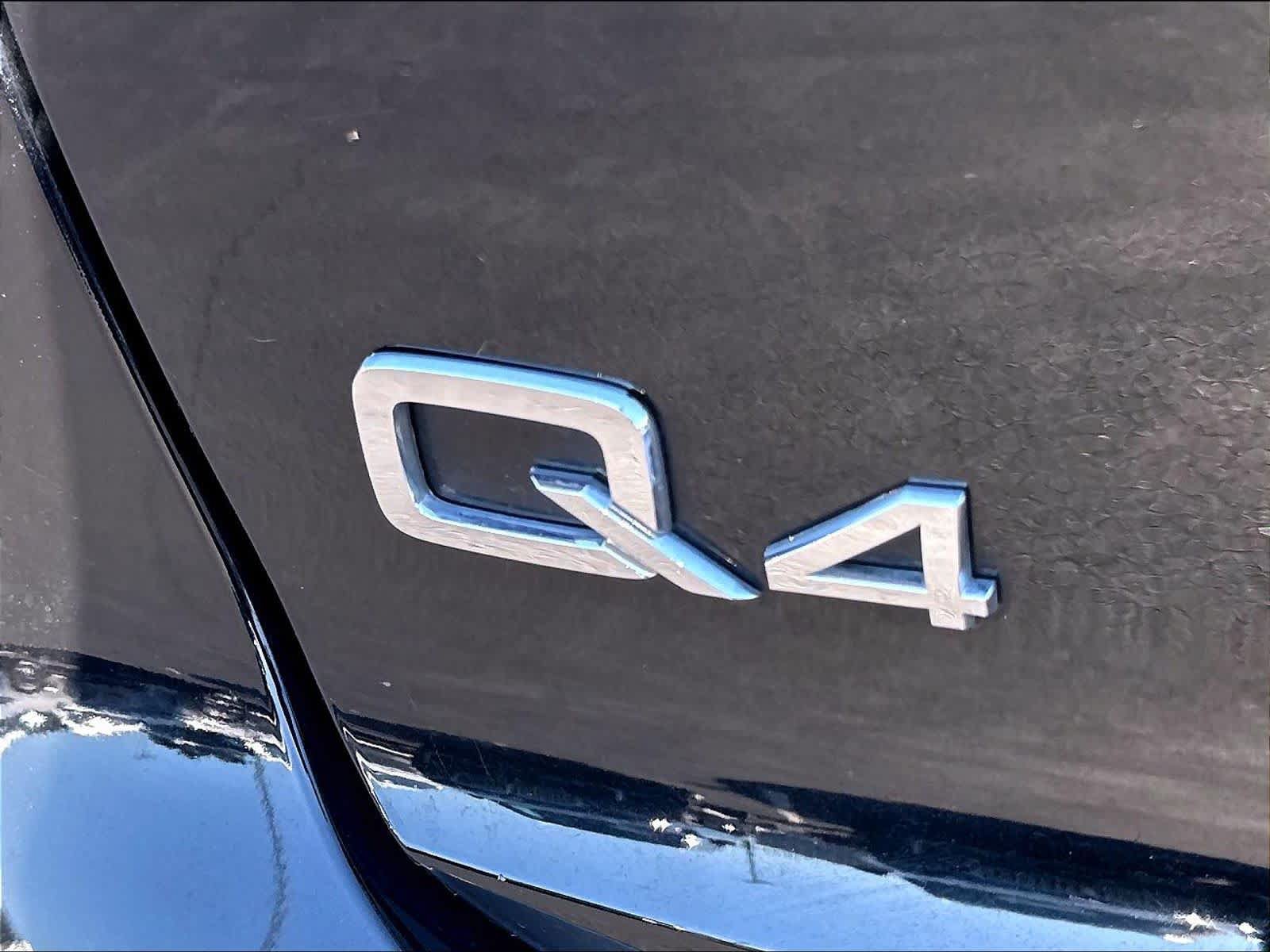 Used 2023 Audi Q4 e-tron Premium Plus w/ Premium Plus RWD image 24