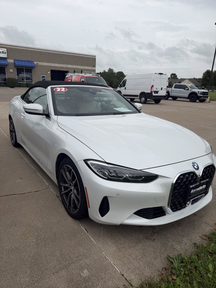 Used 2022 BMW 430i xDrive Convertible w/ Convenience Package AWD/4WD image 3