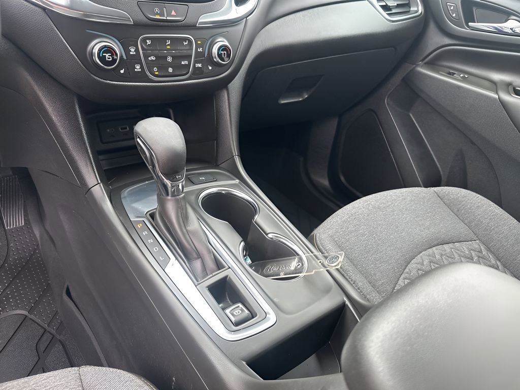 Used 2023 Chevrolet Equinox LT image 37
