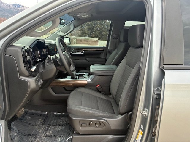 Used 2023 Chevrolet Silverado 1500 RST w/ Z71 Off-Road Package image 11