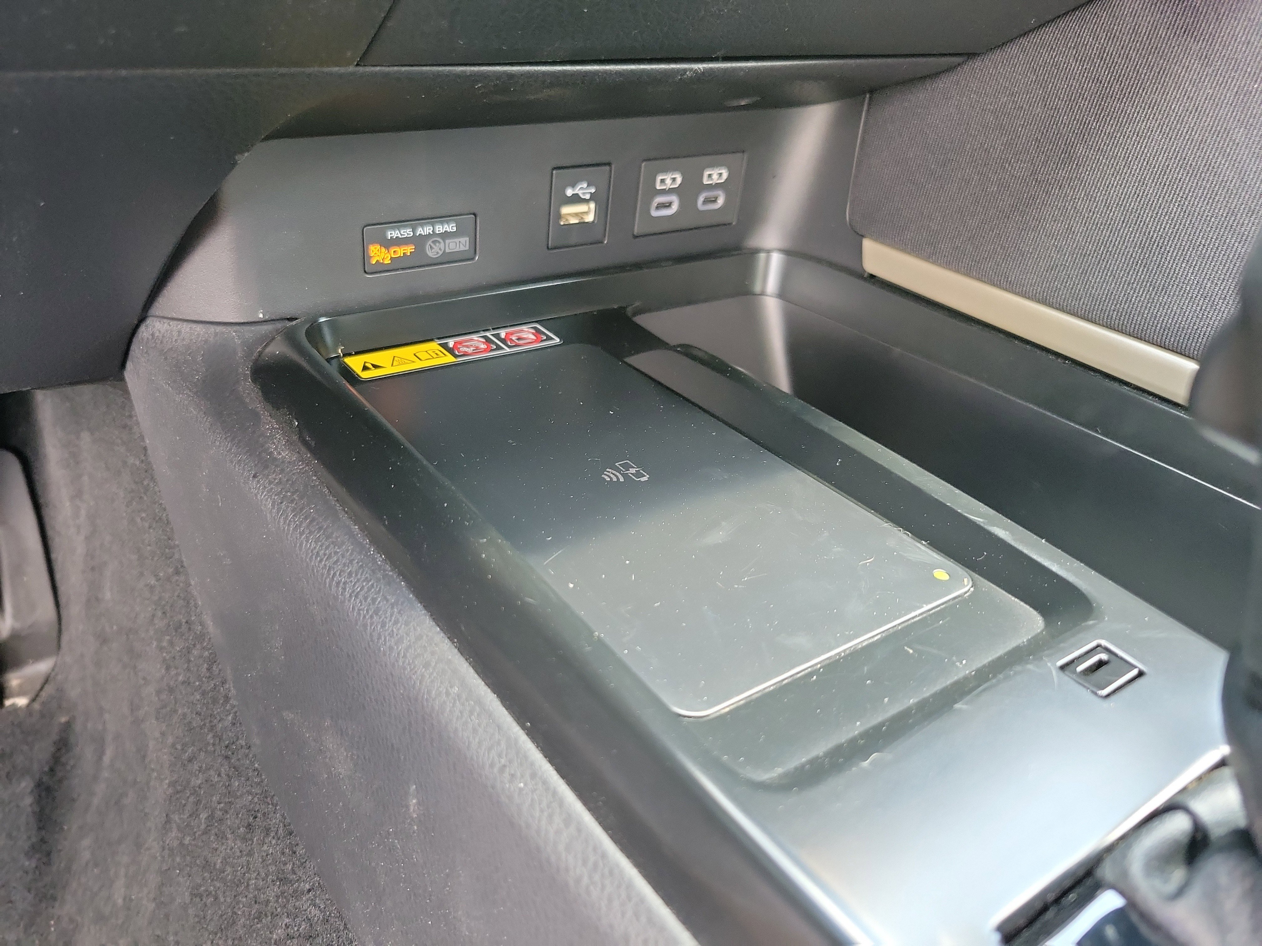 Used 2025 Toyota Camry LE image 19