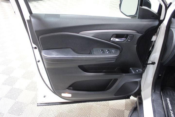 Used 2021 Honda Ridgeline RTL-E image 16