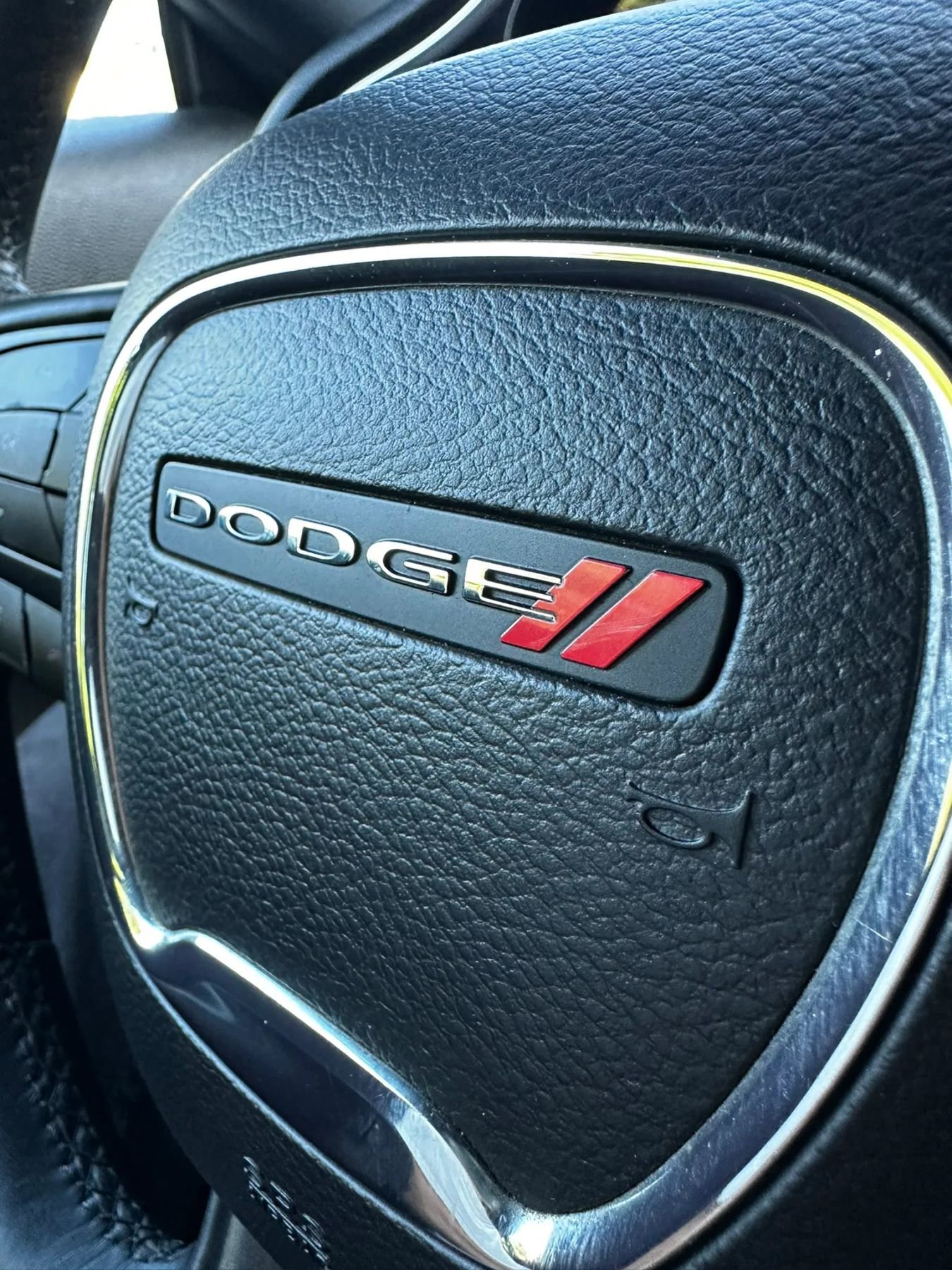 Used 2018 Dodge Challenger SXT RWD image 31