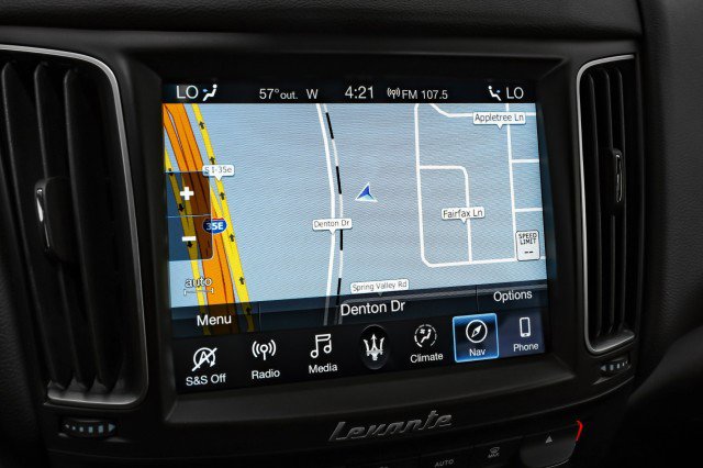 Used 2019 Maserati Levante image 18