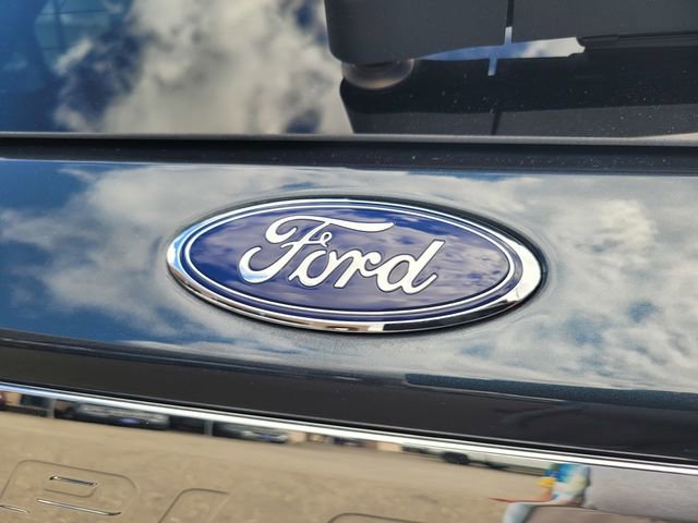 Certified 2023 Ford Explorer XLT w/ Equipment Group 202A image 7