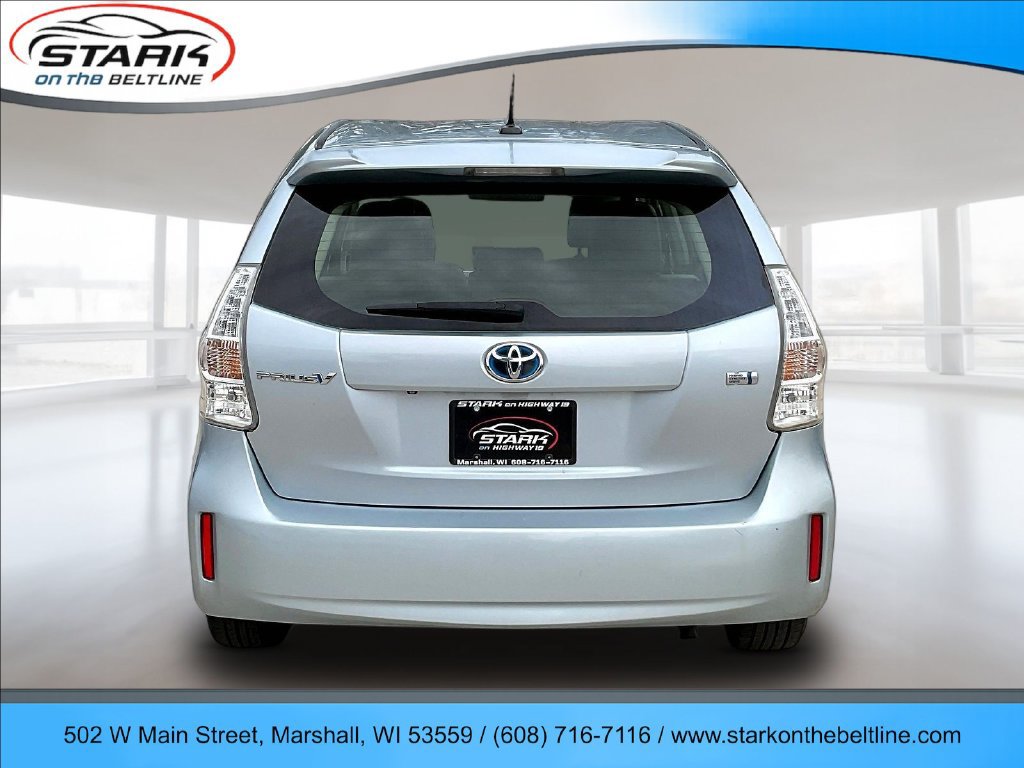 Used 2014 Toyota Prius V Five FWD image 5