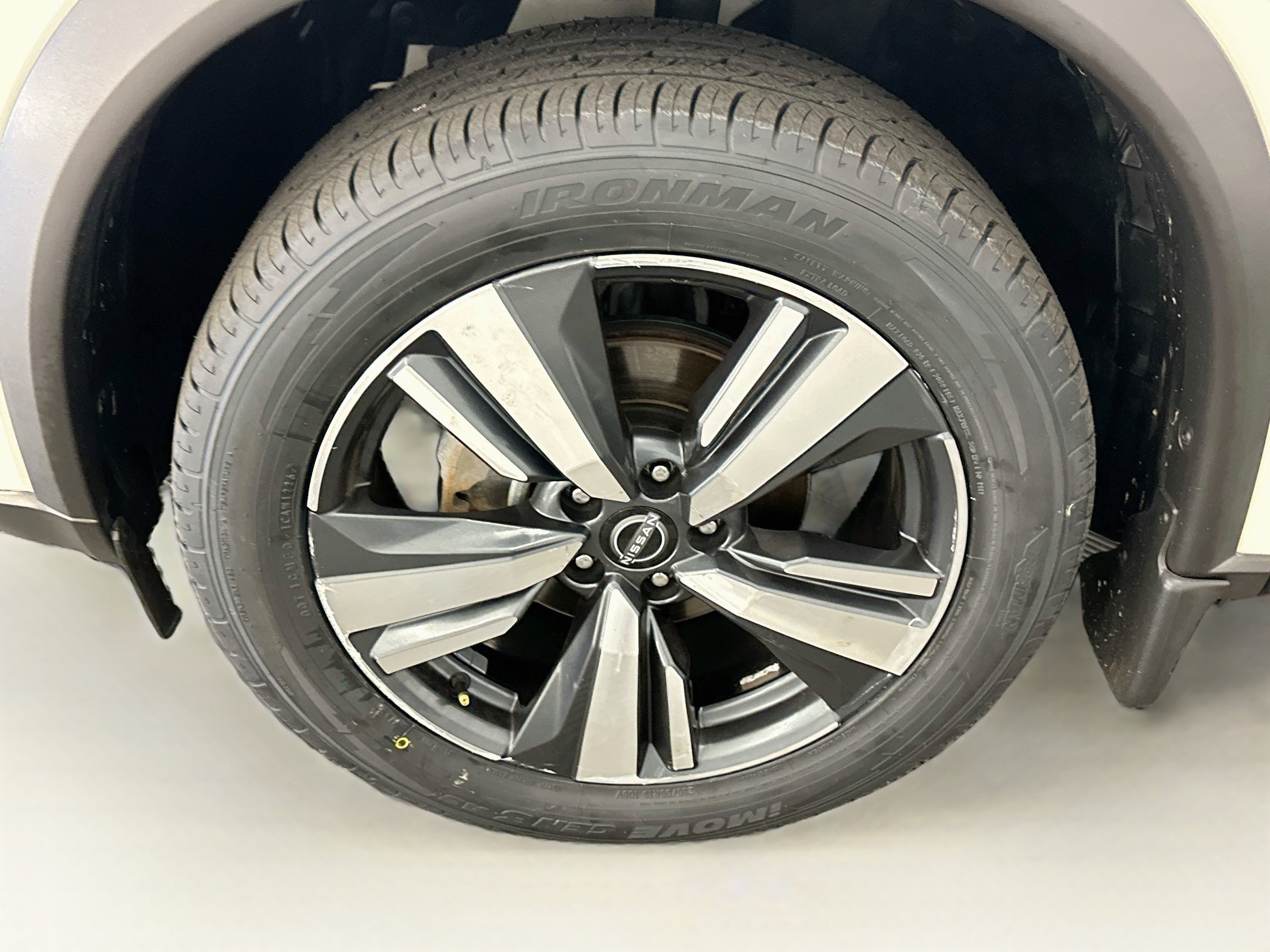 Used 2023 Nissan Rogue SL w/ SL Premium Package AWD/4WD image 11