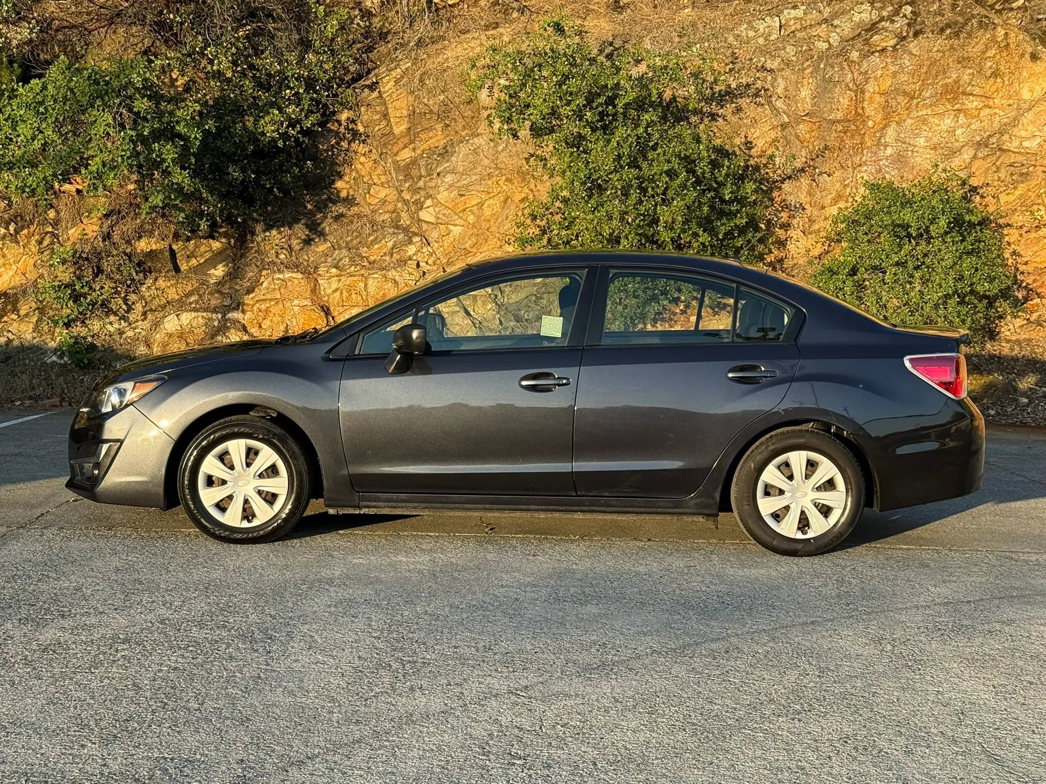 Used 2015 Subaru Impreza 2.0i AWD/4WD image 2