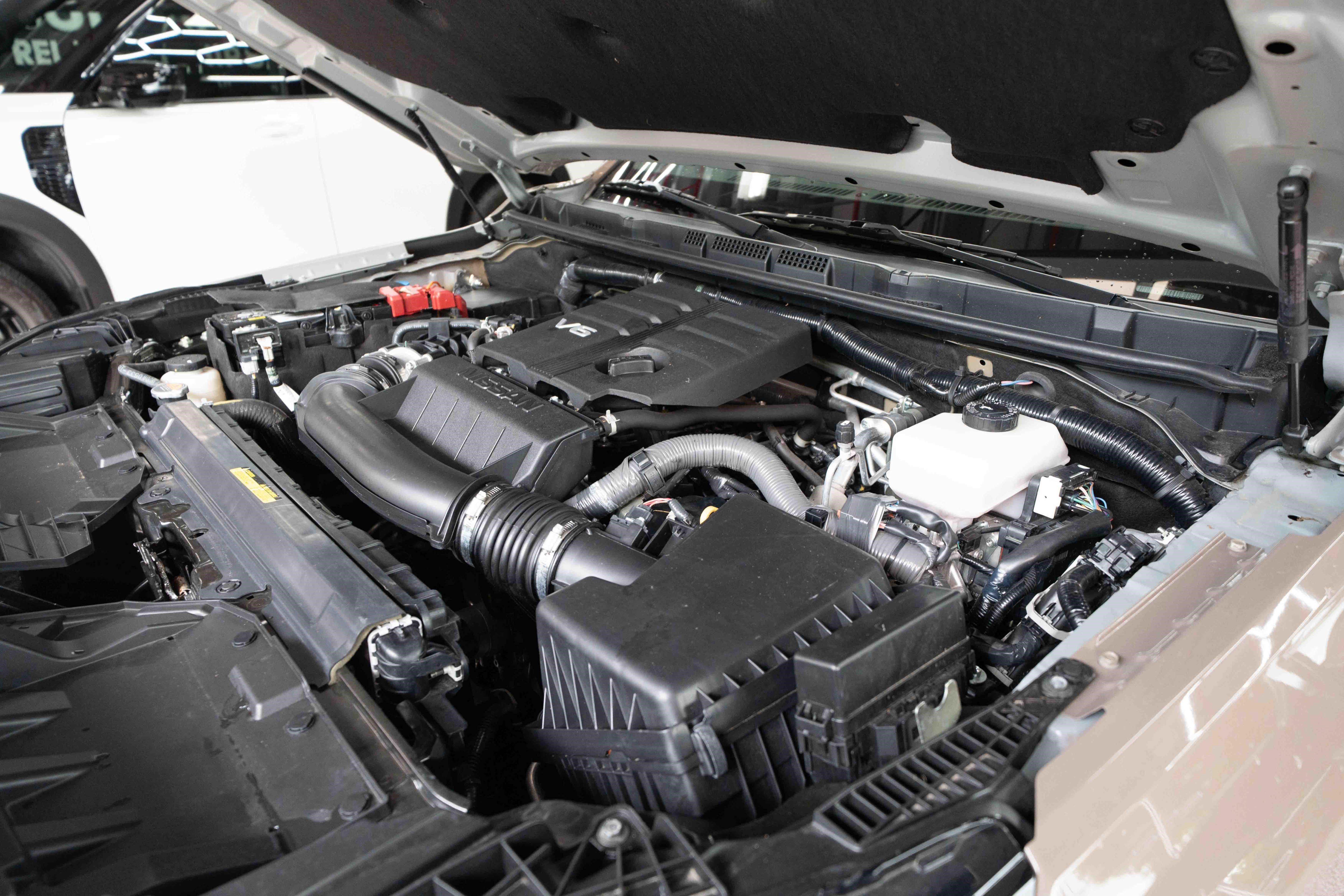Used 2023 Nissan Frontier Pro-X w/ Pro-X Premium Package RWD image 32