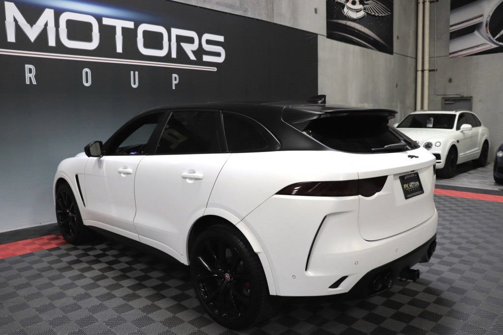 Used 2020 Jaguar F-PACE SVR AWD/4WD image 4
