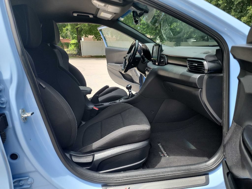 Used 2020 Hyundai Veloster N w/ Performance Package FWD image 30