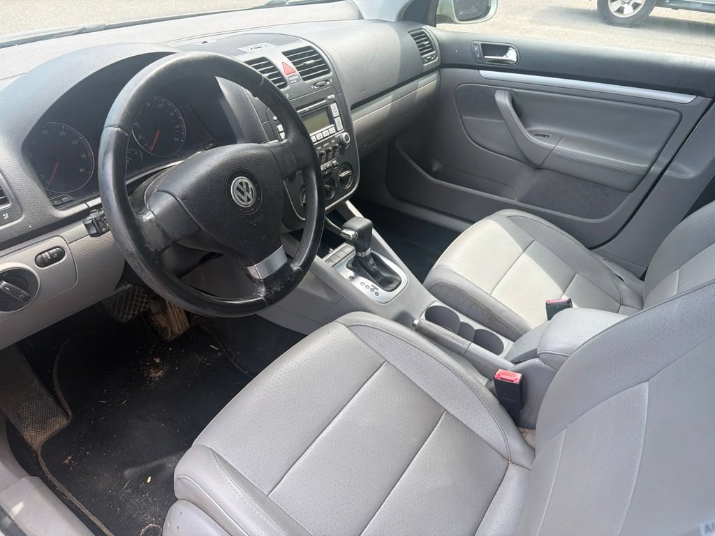 Used 2009 Volkswagen Jetta Wolfsburg Edition FWD image 5