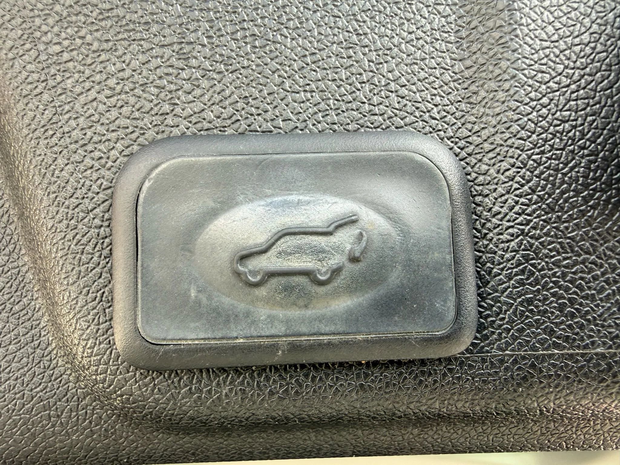 Used 2015 Buick Enclave Leather image 26