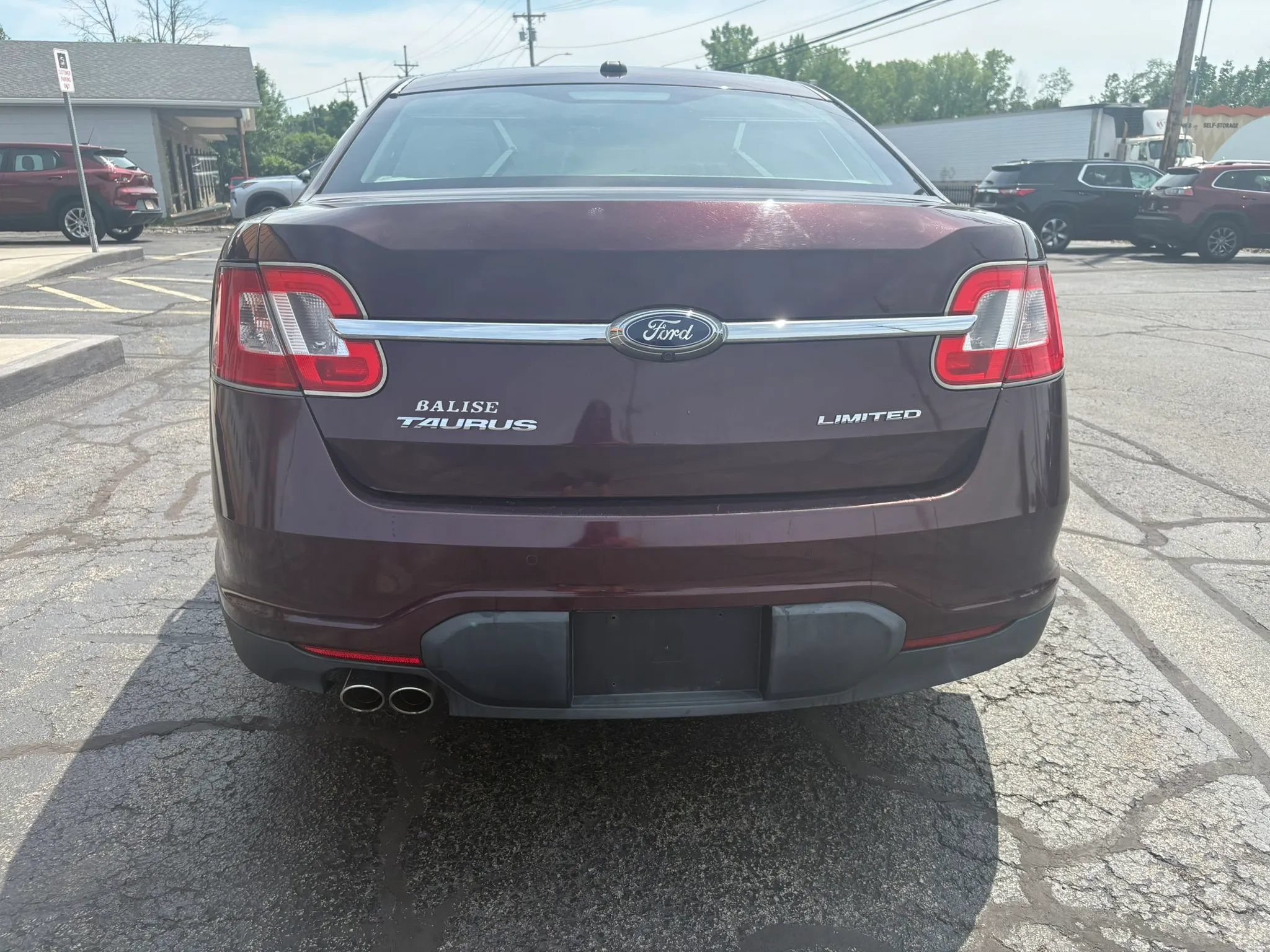 Used 2011 Ford Taurus Limited w/ 303A Rapid Spec Order Code FWD image 6
