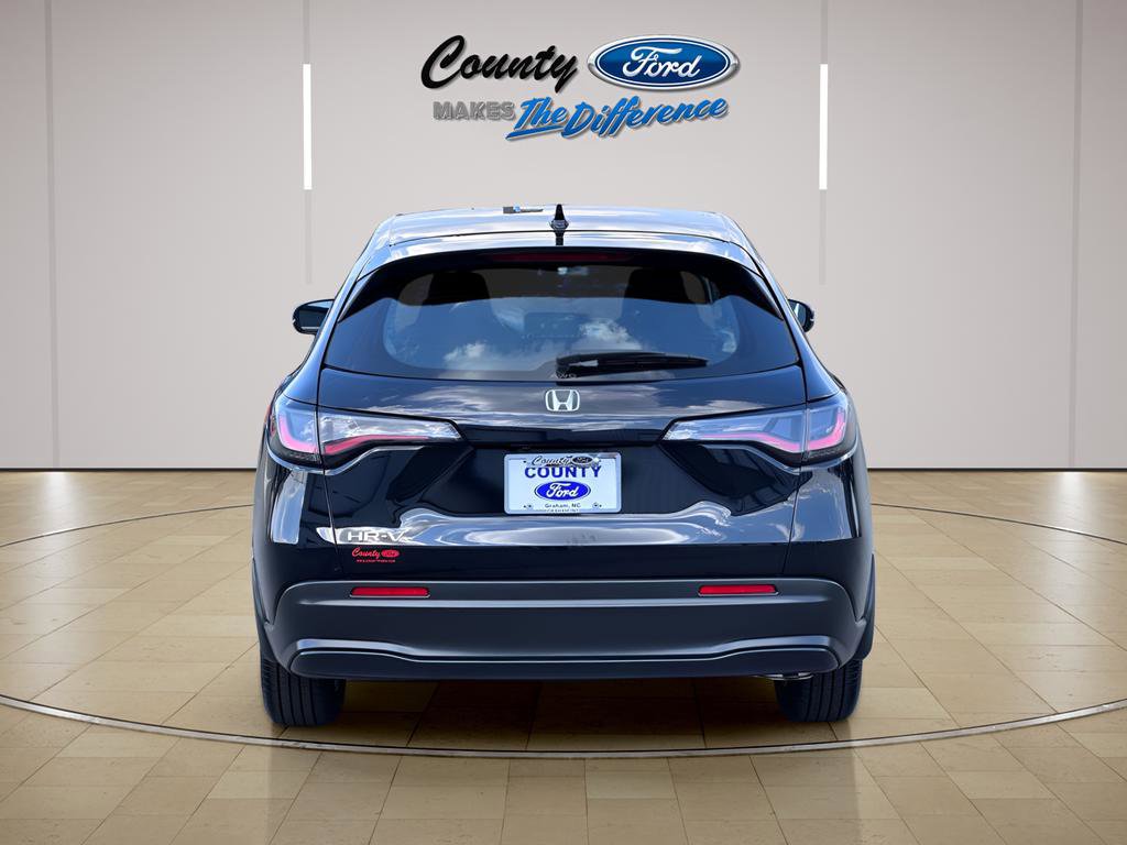 Used 2025 Honda HR-V LX image 11