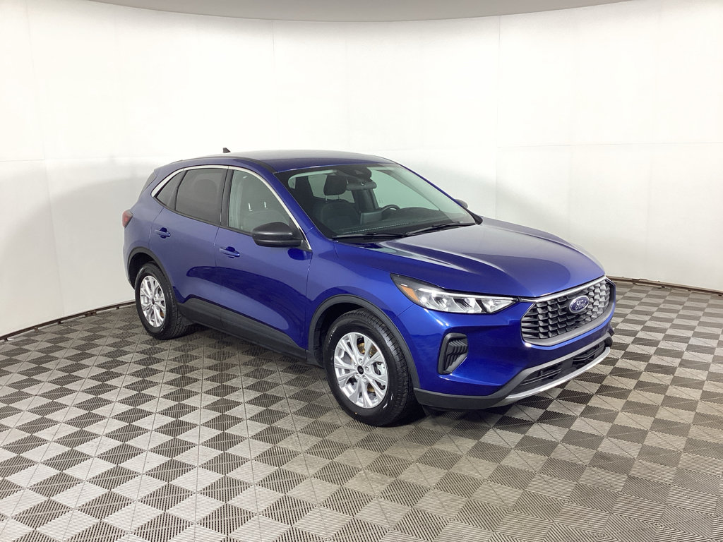 Used 2023 Ford Escape Active FWD image 1