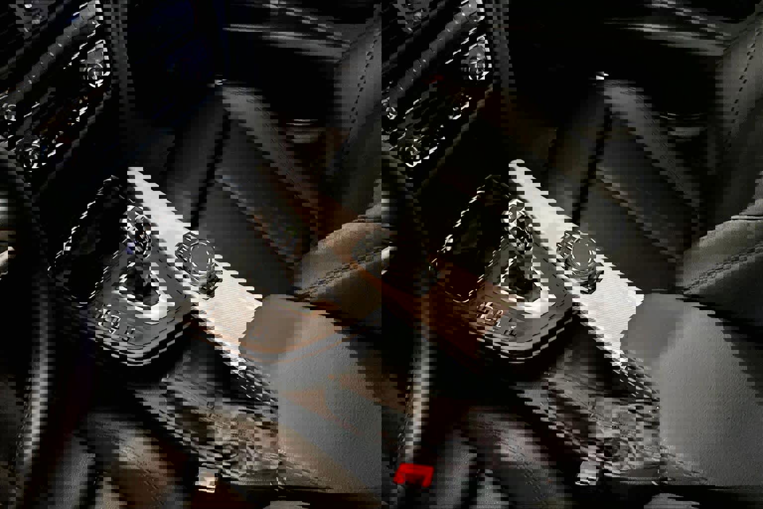 Used 2018 BMW 330i xDrive Sedan w/ M Sport Package image 16