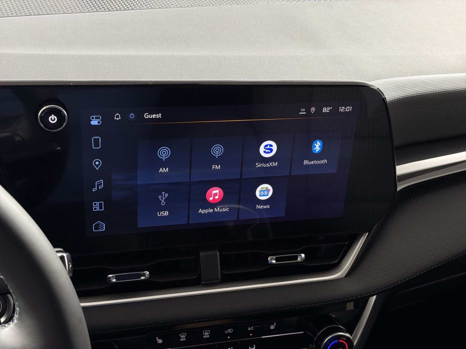 New 2027 Chevrolet Equinox LT FWD image 18