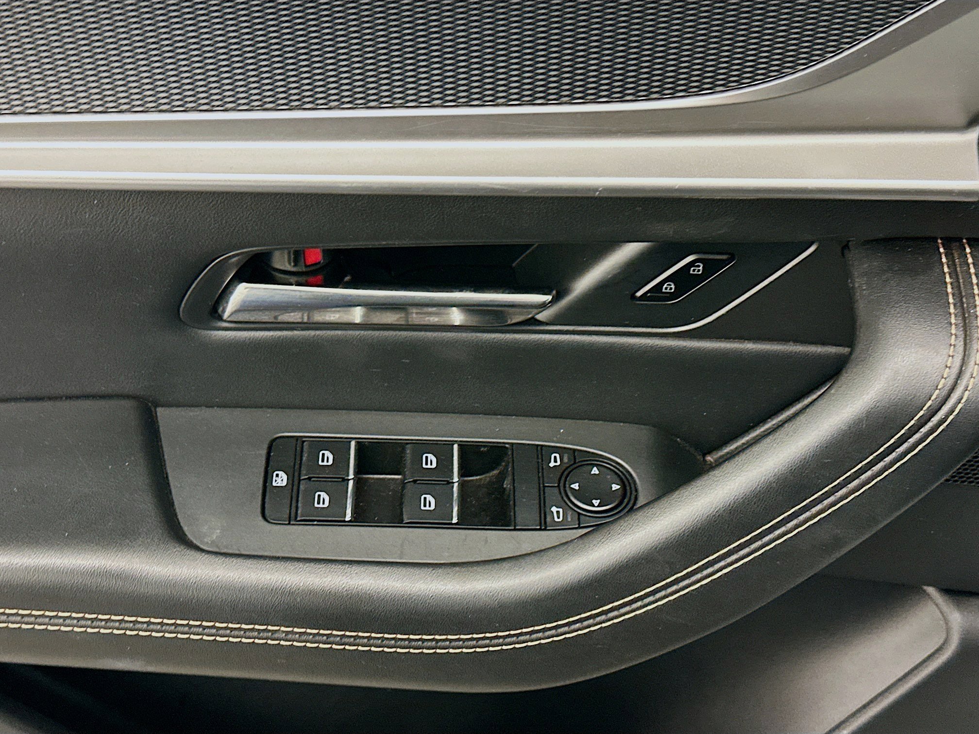 Used 2025 MAZDA CX-90 3.3 Turbo w/ Premium Sport Pkg image 15