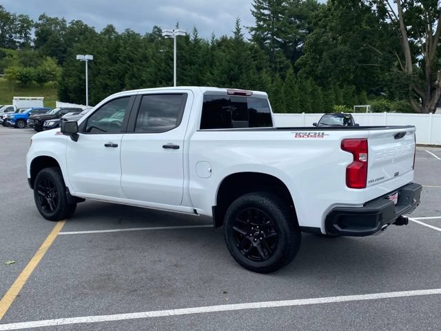 Used 2026 Chevrolet Silverado 1500 LT Trail Boss w/ LT Trail Boss Premium Package AWD/4WD image 3
