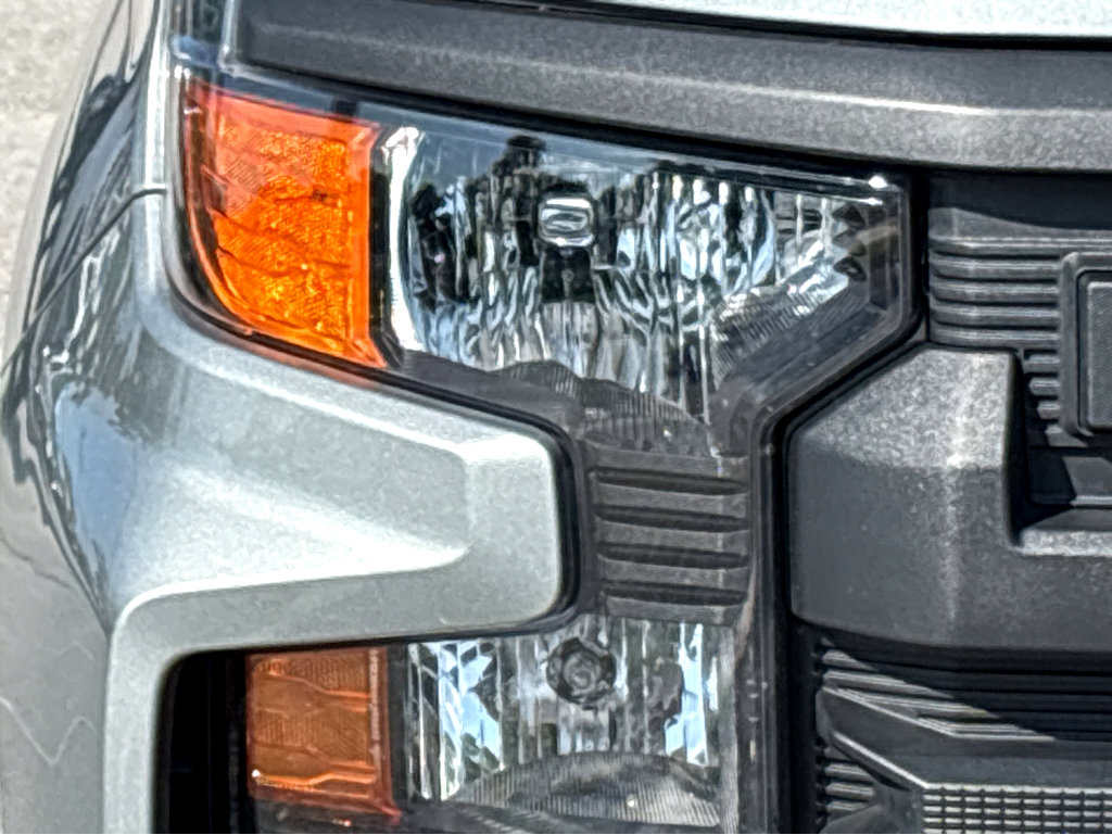 Used 2025 Chevrolet Silverado 1500 Custom image 18