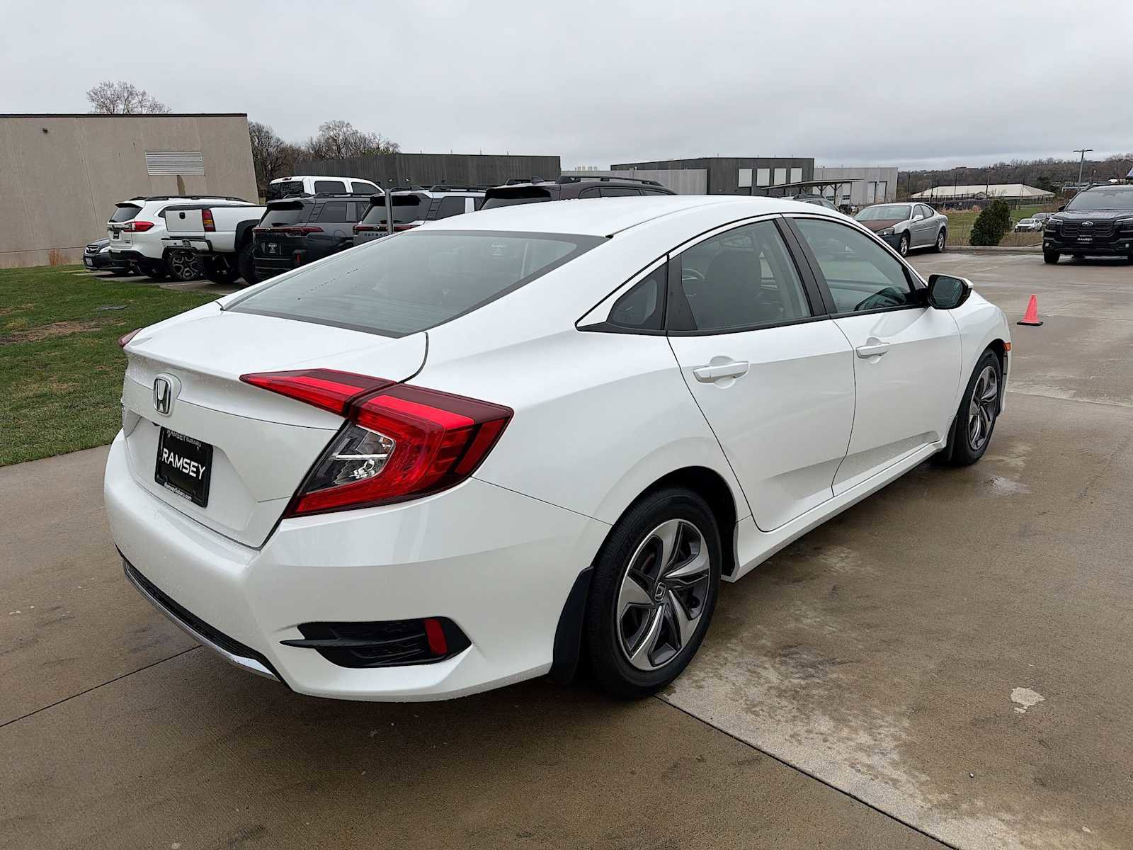 Used 2020 Honda Civic LX image 6