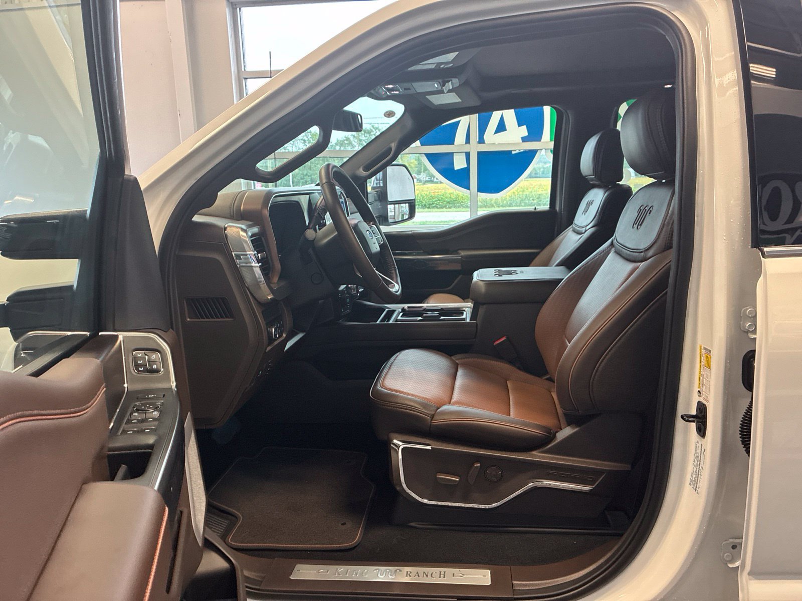 New 2027 Ford F250 4x4 Crew Cab Super Duty image 14