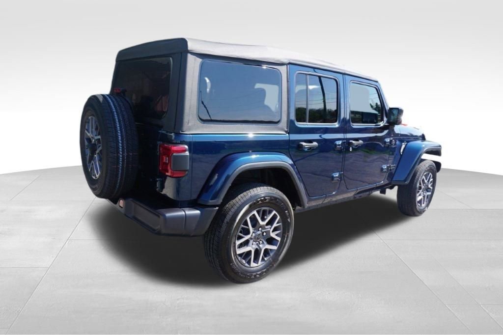 New 2025 Jeep Wrangler Unlimited Sahara image 5