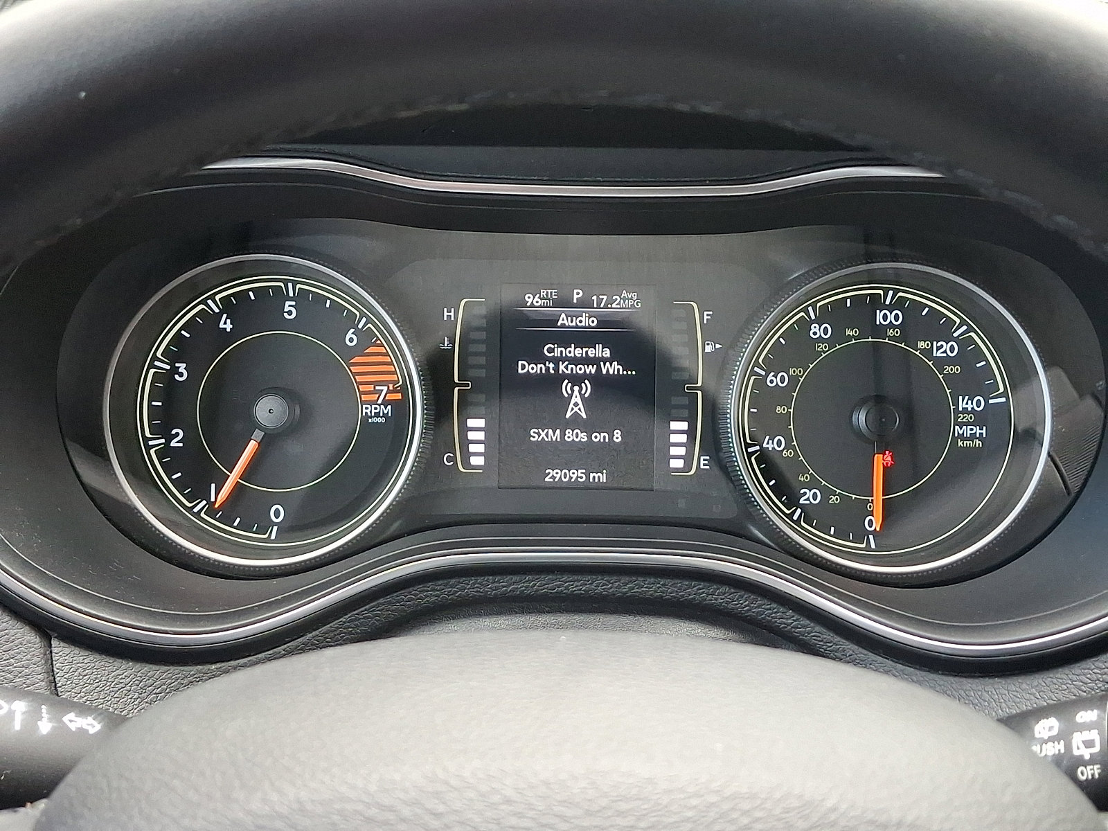 Certified 2019 Jeep Cherokee Latitude Plus AWD/4WD image 20