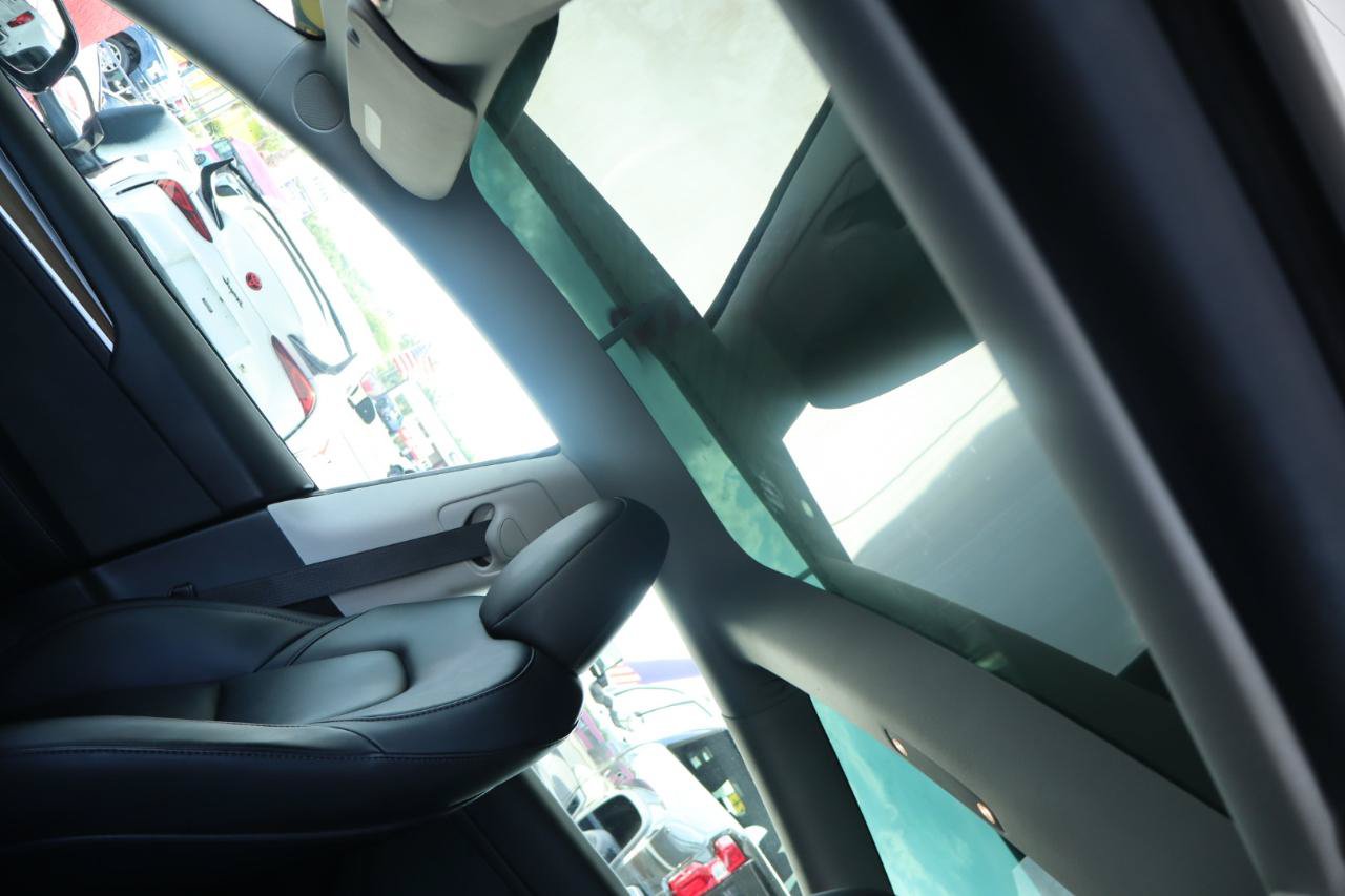 Used 2023 Tesla Model 3 Standard Range RWD image 18