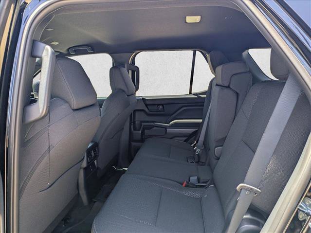 New 2026 Toyota 4Runner SR5 AWD/4WD image 15