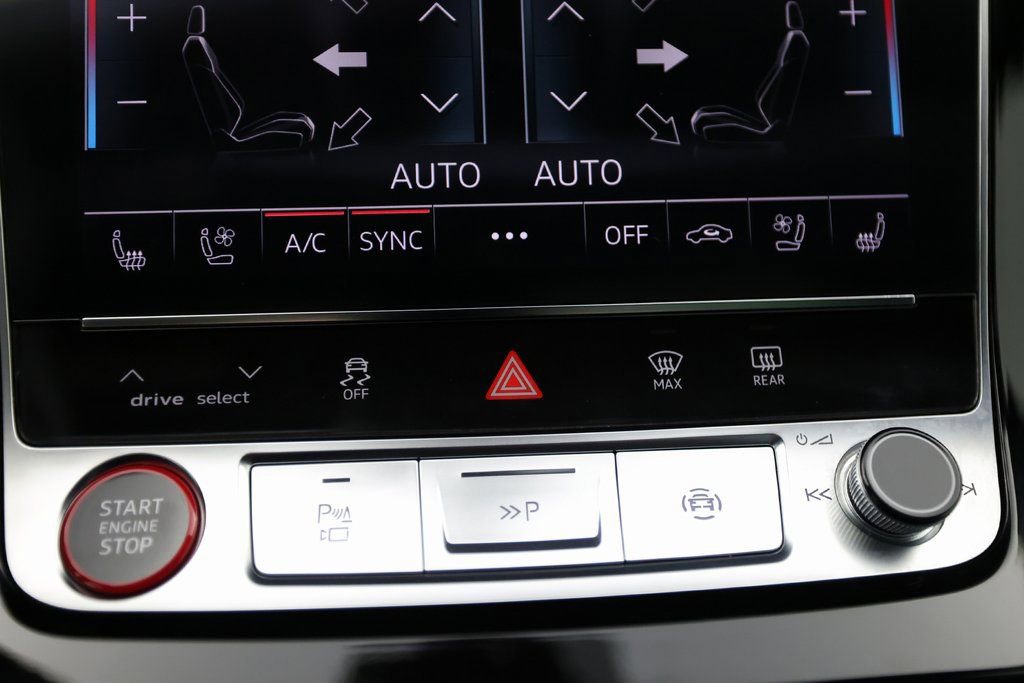 Used 2024 Audi SQ8 Prestige AWD/4WD image 25