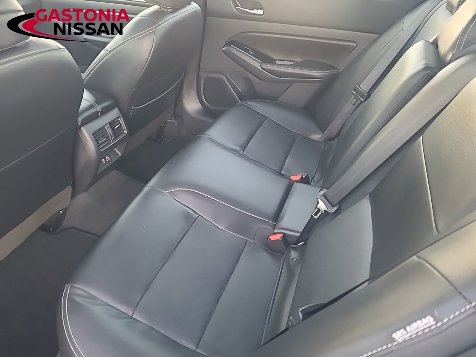 Used 2024 Nissan Altima 2.5 SL image 29