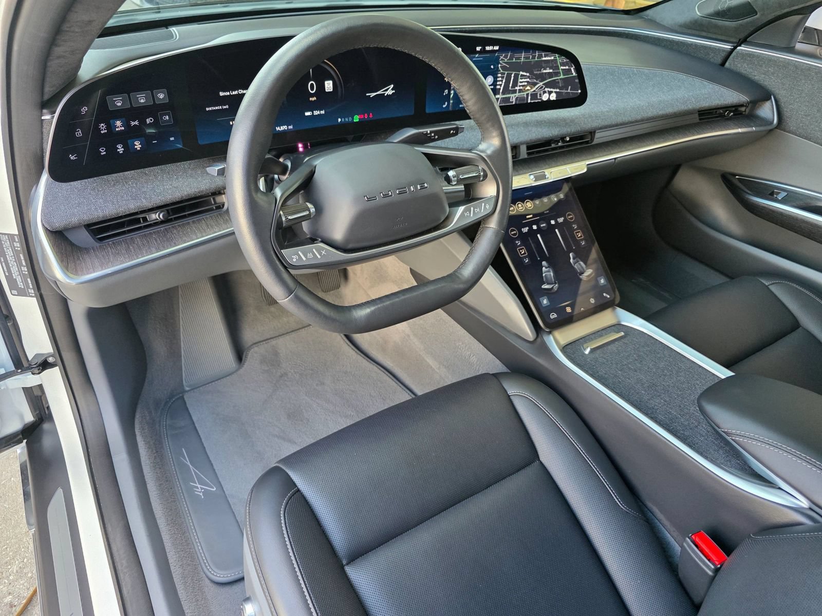 Used 2024 Lucid Air Touring AWD/4WD image 18