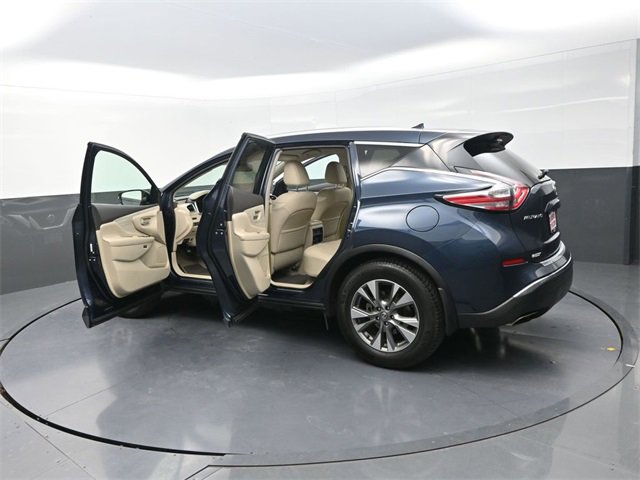 Used 2015 Nissan Murano SL w/ Cargo Package w/Cover image 39