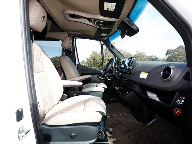 Used 2024 Mercedes-Benz Sprinter 3500 image 18