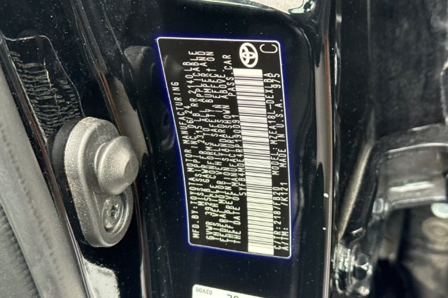 Certified 2024 Toyota Corolla LE FWD image 31